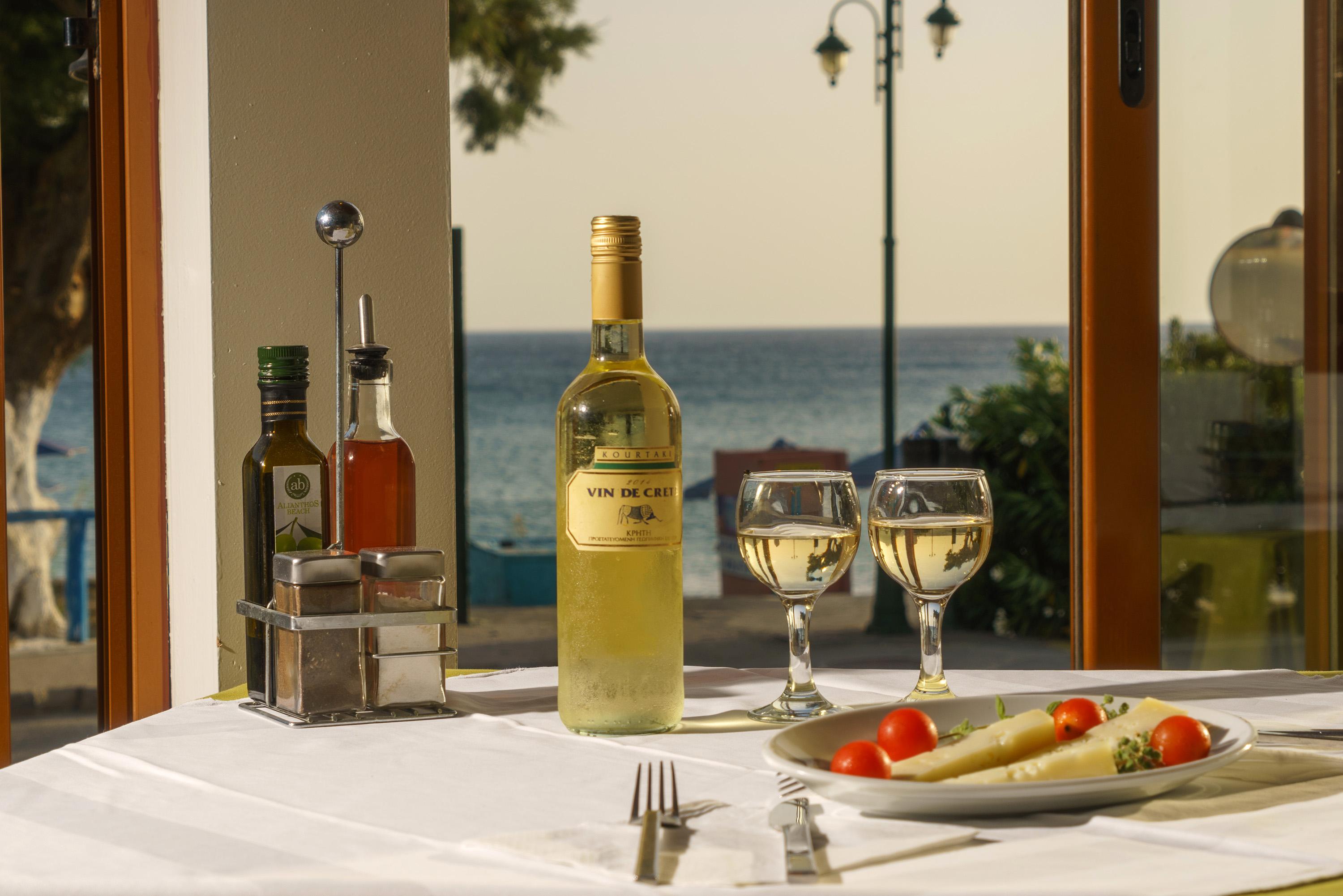 Alianthos Beach Hotel Плакиас Экстерьер фото