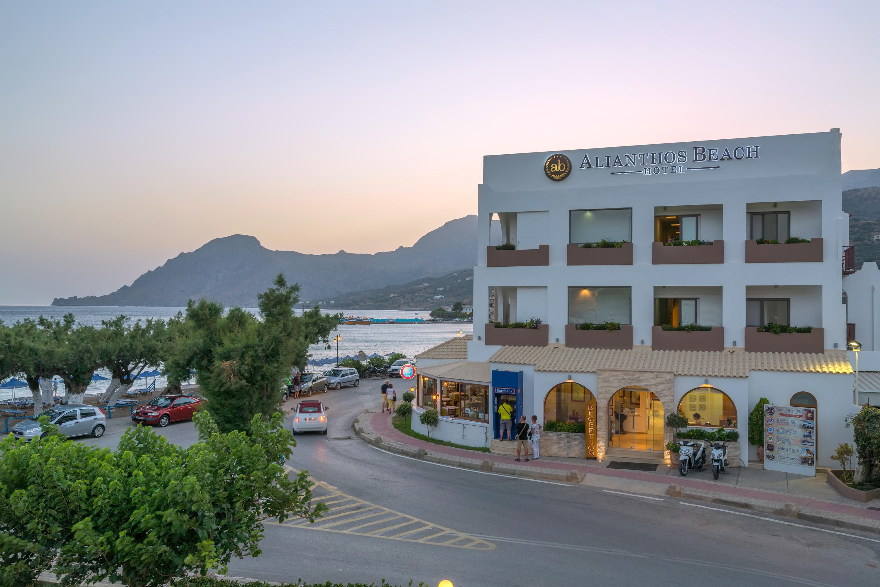 Alianthos Beach Hotel Плакиас Экстерьер фото